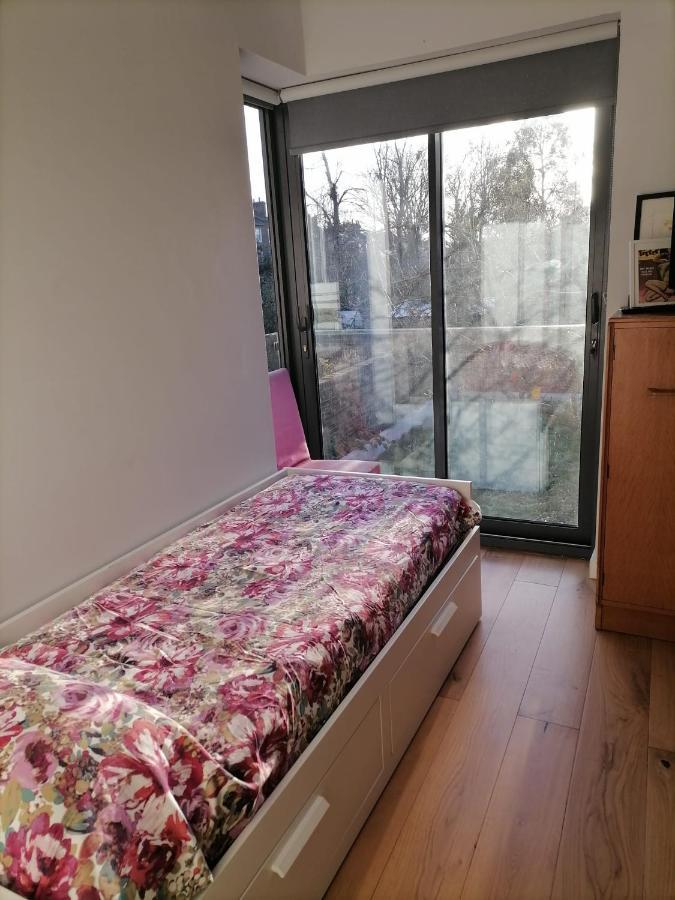 Garden Rooms 20 Min Walk From Camden Town & Kings Cross St Pancras ลอนดอน ภายนอก รูปภาพ